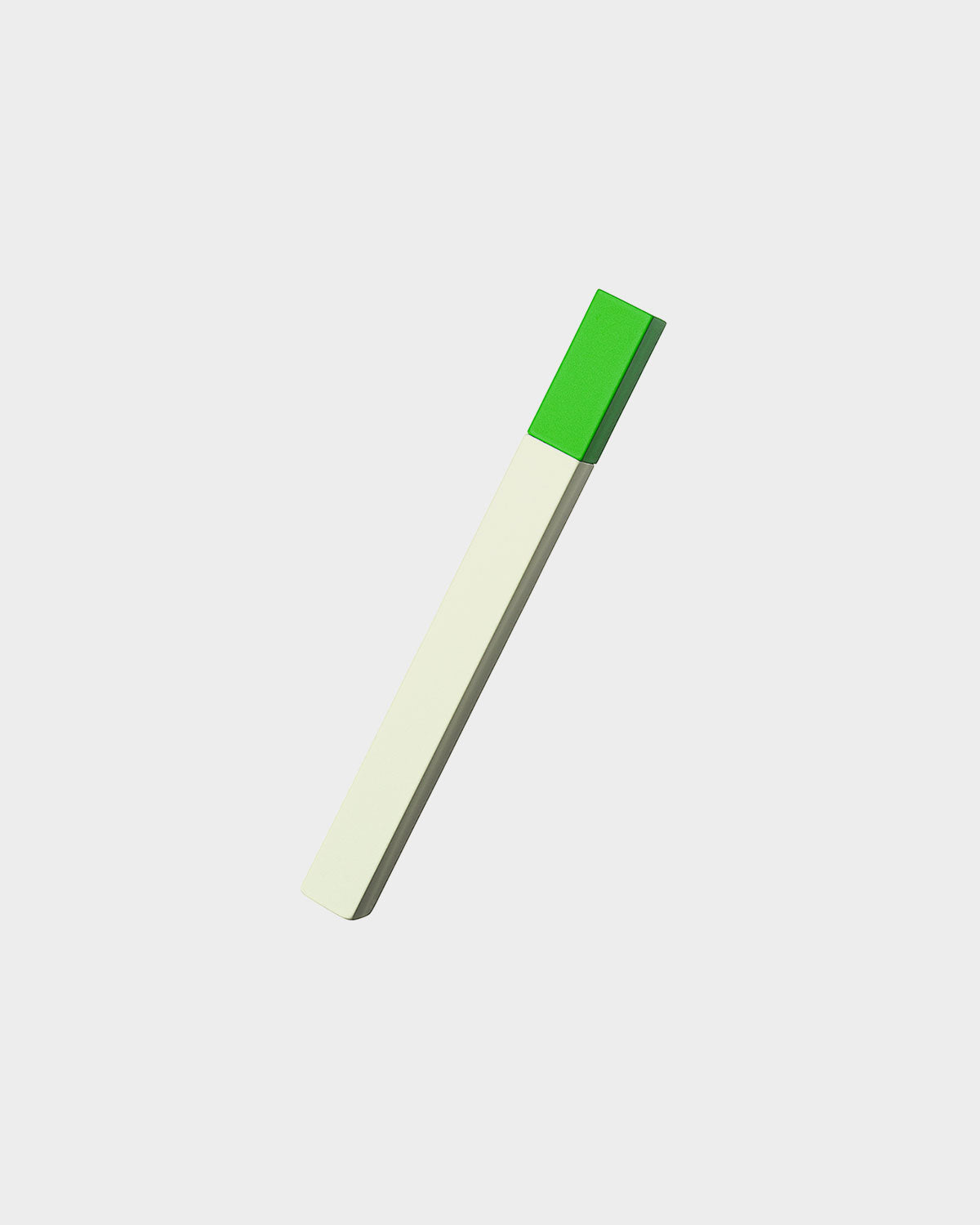 Queue Lighter - White/Green